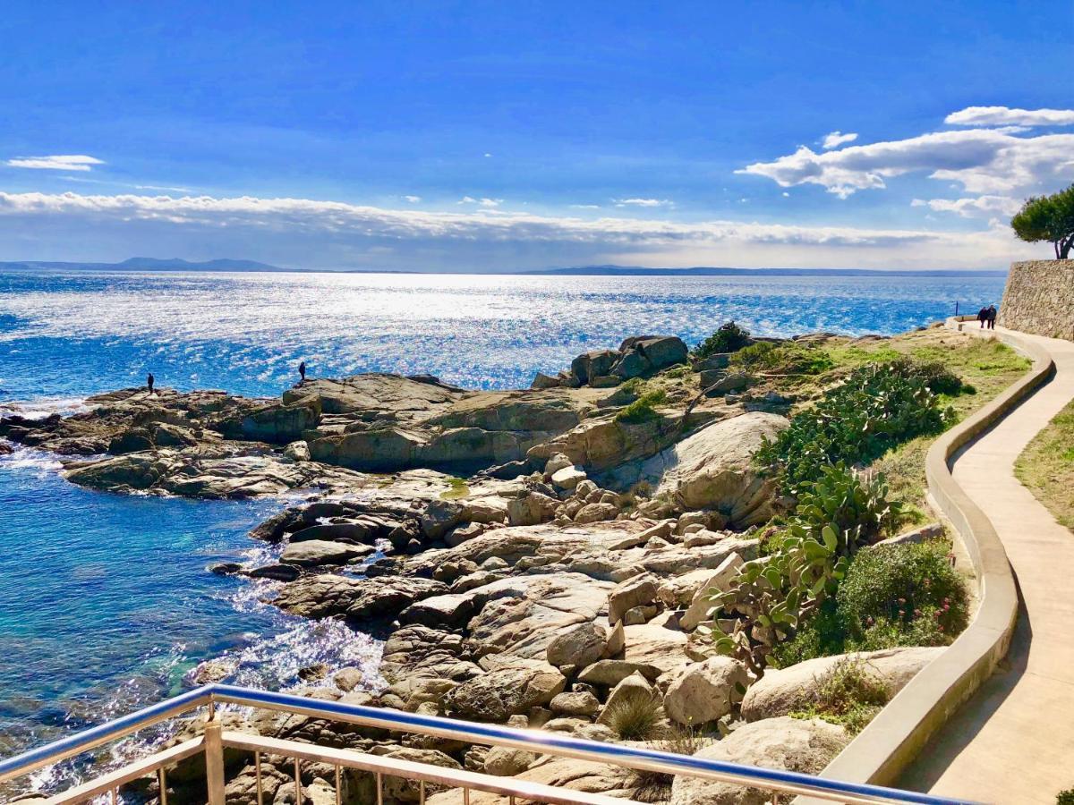 Magnifique Appartement En Front De Mer, Caneylles Росес Екстер'єр фото