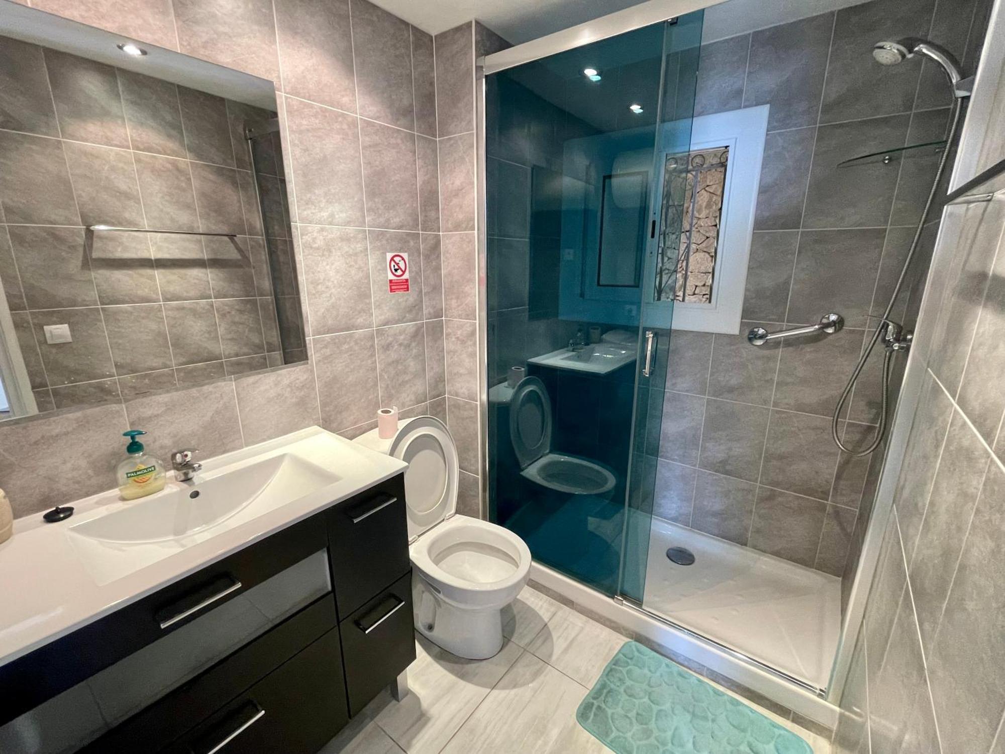 Magnifique Appartement En Front De Mer, Caneylles Росес Екстер'єр фото