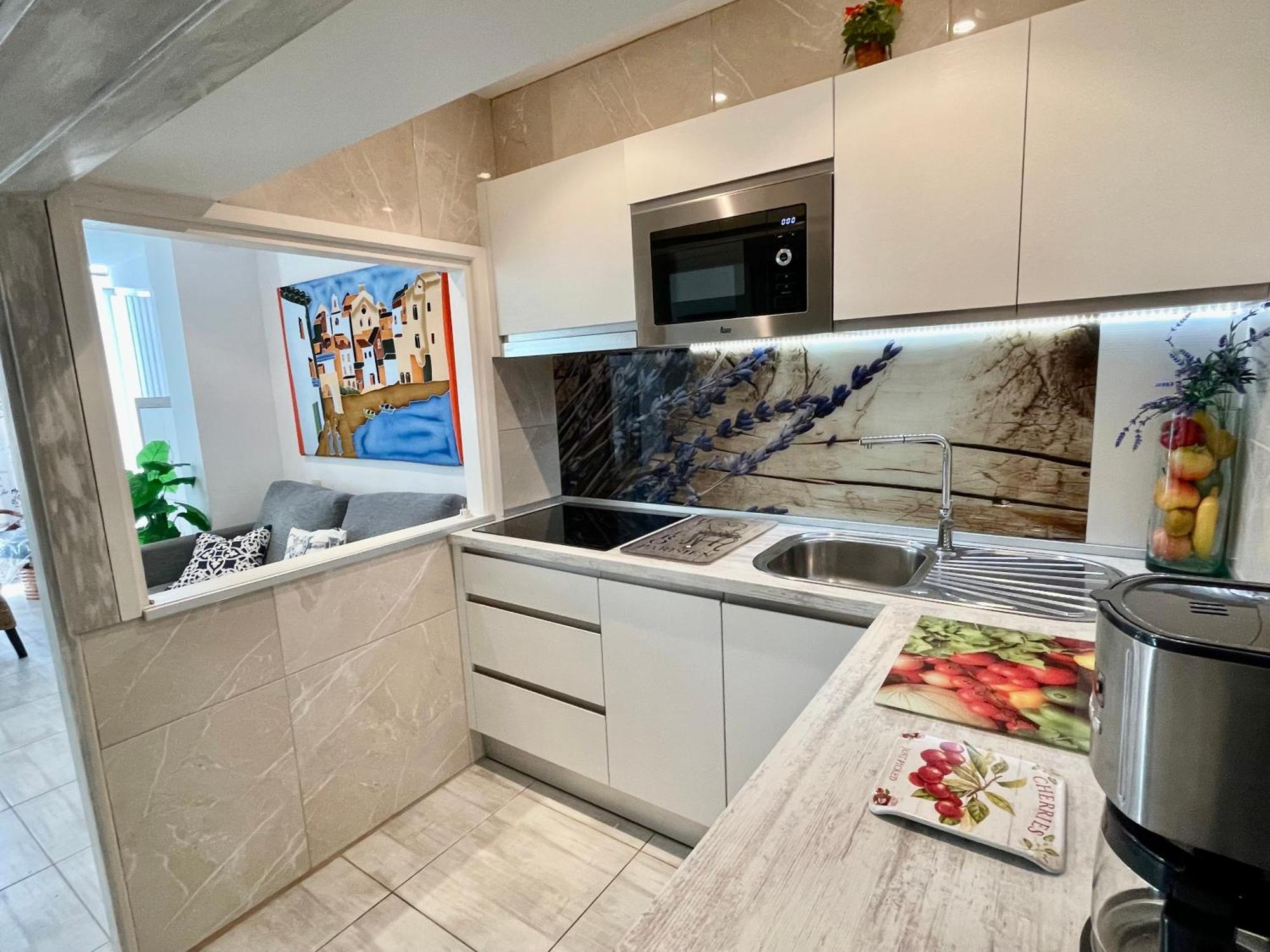 Magnifique Appartement En Front De Mer, Caneylles Росес Екстер'єр фото